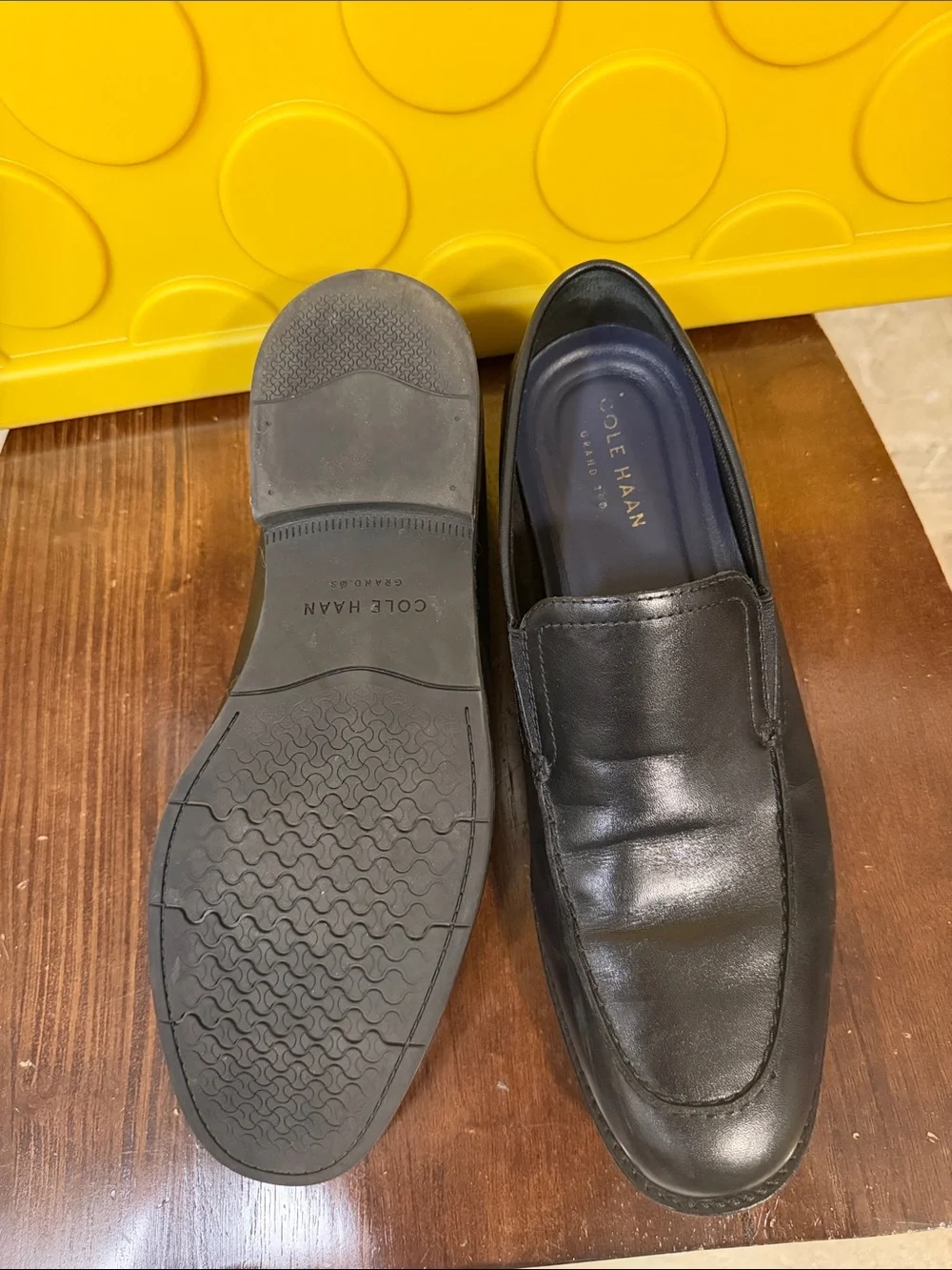 Cole Haan Black Leather Slip-On Loafers — Men’s Dress Casual Size 11